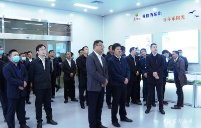 松滋市党政代表团来我市考察重点项目建设工作