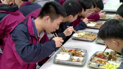 学校食堂“大体检”，护航在校“每一餐”