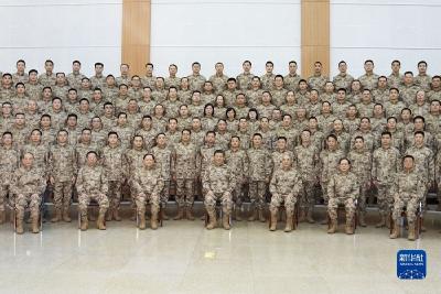 习近平春节前夕视察慰问中部战区 向全体人民解放军指战员武警部队官兵军队文职人员民兵预备役人员致以新春祝福