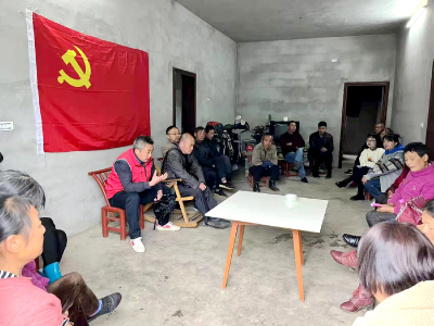 【共建美丽家园】“屋场会”架起连心桥  环境整治见成效