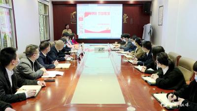 市城改中心和八字桥社区联合开展“国家安全教育日”活动