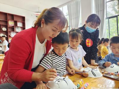 大手牵小手 同心护未来