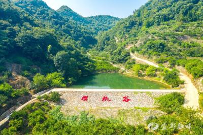 黑湾大堰：昔日杂草淤泥  今朝水墨画卷