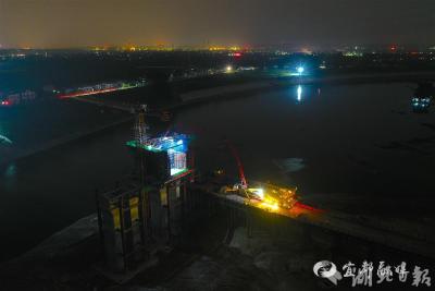 【湖北日报】宜都清江三桥主桥首段箱梁完成浇筑