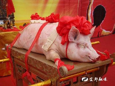 乡飘年味九事忙