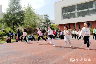 清江小学第八届春季运动会举行