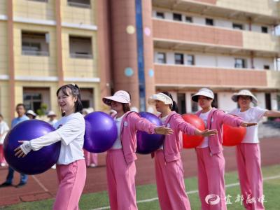 同心筑美好，这场教师团建精彩连连！