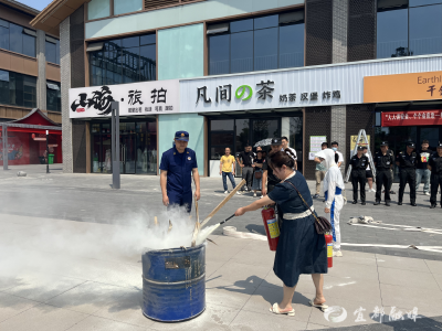 鲟龙水街里，消防“微课堂”开讲！