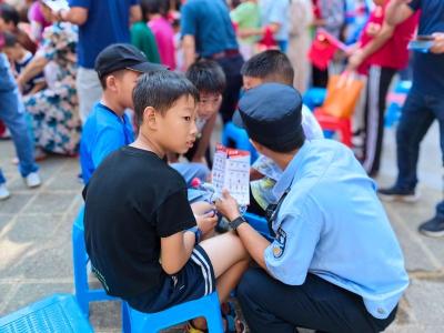 暑托班里，民警种下反诈种子