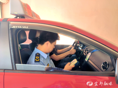 让消费者坐“放心车”，宜都市开展出租车计价器专项检定