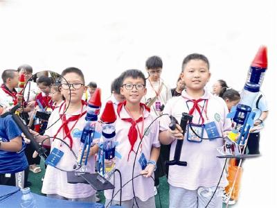 【三峡日报】宜昌市第二十届青少年科技节开幕 3300名学生共享科学盛宴