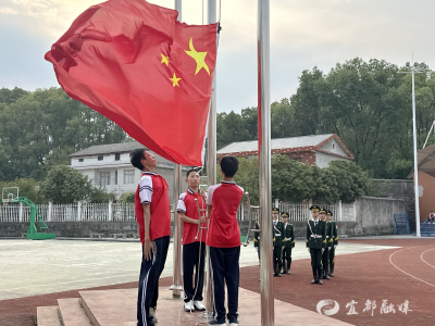 接力守护，这一抹中国红！