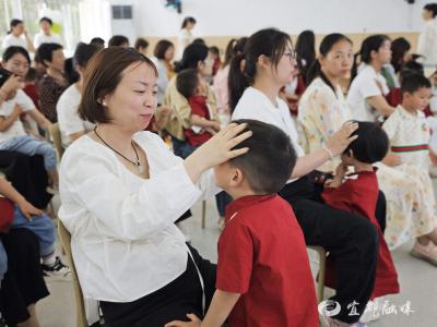 小儿推拿学起来！这场医育联动课，家长直呼“太实用”