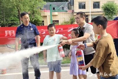 用爱守护未来——宜都市政协“委员润苗”行动六一集体关爱活动小记