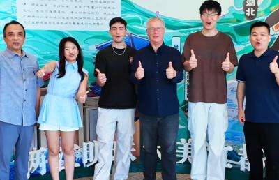 三峡筑梦 链通天下！外籍博主宜昌行活动走进宜都