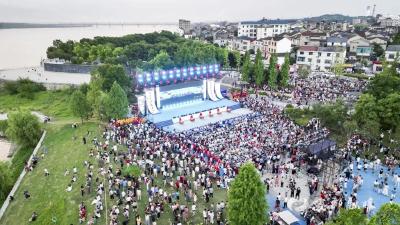 宜昌市移风易俗文艺巡演暨宜都市第三届王永彬文化活动周举行