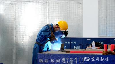 市人社局：走访一线解企忧 构建民生“保障网”