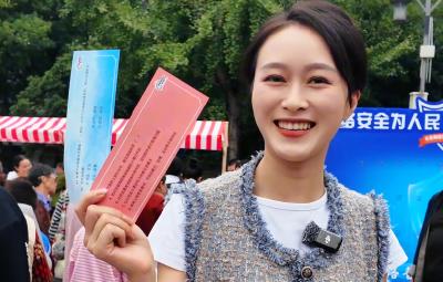 宜网e法 清朗有我！宜都开展2025年网络安全宣传市集活动