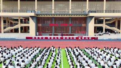 市一中开展2025年秋季学期消防安全培训暨应急演练活动