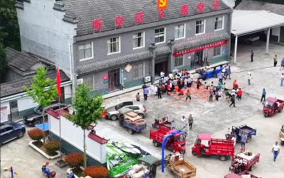废旧物品兑换生活用品！市供销社在王家畈镇开展环保积分兑换活动
