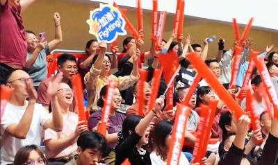 10月4日，宜都主场迎战大冶！宜都赢啦，全场沸腾！