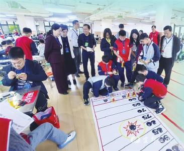 【三峡日报】宜昌市第二十一届青少年科技大赛开赛 打开一扇“科技之窗”