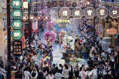 宜都三峡千古情入选知音湖北“17遇金秋十大目的地”