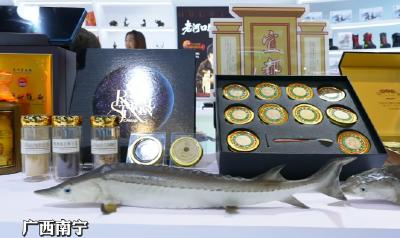 11月18日，宜都好物“酱草柑茶”亮相第三届全国劳务协作暨劳务品牌发展大会