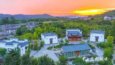 清江湾·青林文创园常态化开放，带你解锁“沉浸式逛展”~