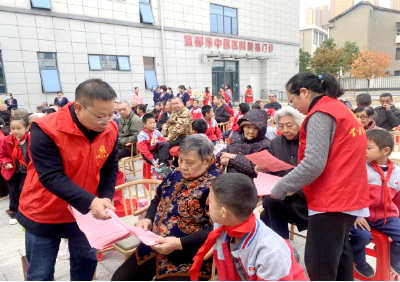 “等群众来”到“送服务去”，宜都社保“六进”解锁便民新路径