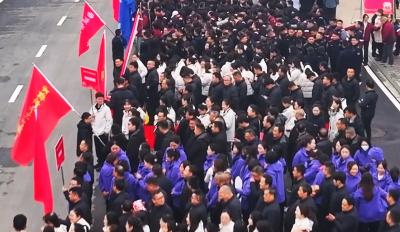 奔向2026！宜都市迎新长跑开跑