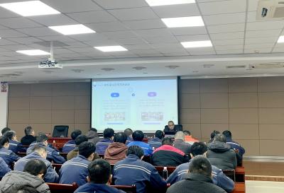 专家上门“传经” 120名化工电仪人学安全真招