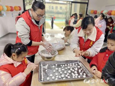 【网络中国节·元宵】元宵“闹”起来，邻里“亲”起来