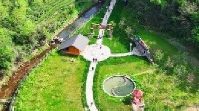 4月12日，宜都龙腾沟火爆开园