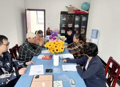 “微光伴同行”首期活动，以书法传递温暖力量