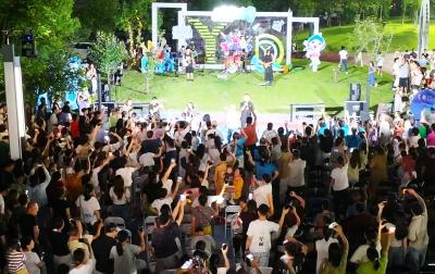 家门口的草坪音乐节！6月27日，宜都开展首场“城西有戏·周周精彩”周末文化活动