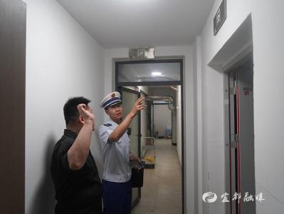 宜都消防开展人员密集场所消防安全夜查