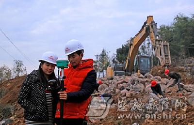 石门乡村旅游公路修建正酣