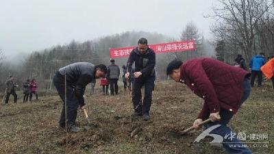 蔡倞：结合“绿满荆楚”行动将照京村坪打造成乡村旅游目的地 