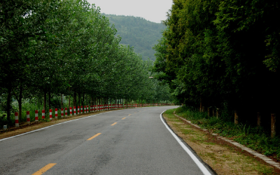 建始出台《办法》 统一管理农村公路项目建设 