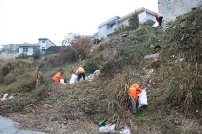 县城管局倾力为全县“两会”营造干净整洁的市容环境【图】