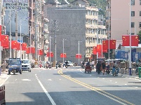 建始，红了！全城挂起国旗喜迎国庆