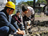 河坪村，扶贫公路修到家门口