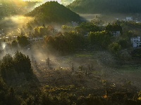 建设中的建恩高速