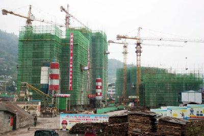 巴东重点项目建设和“地条钢”清理工作获肯定