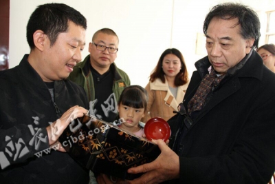 清华大学漆艺研究所关注巴东生漆制品（图）