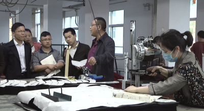 州工业经济发展领导小组为巴东工业企业“把脉”