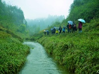 李家河镇：生态旅游引客来