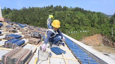 ​当好“服务员” 宣恩重点项目建设开启“加速度”
