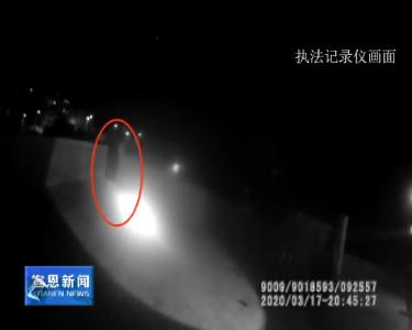 一男子携家人欲跳楼轻生 民警果断解救化解危机